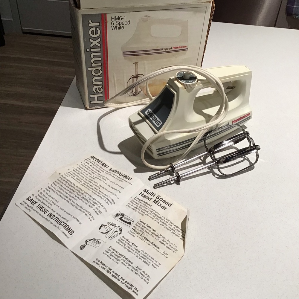 Waring 6 Speed Hand Mixer Model HM6-1 Vintage Condition in Original Box